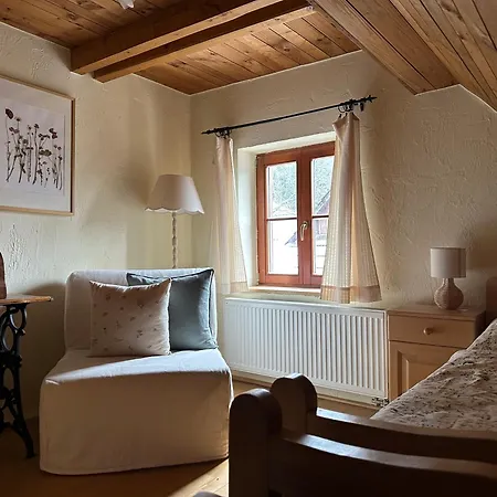 Folk Main Country house *